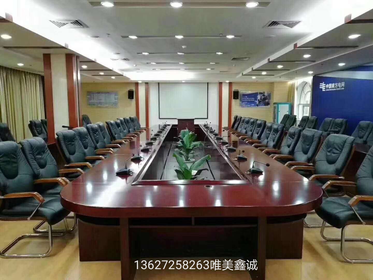 湖北實木油漆會議桌WM-HYZ138